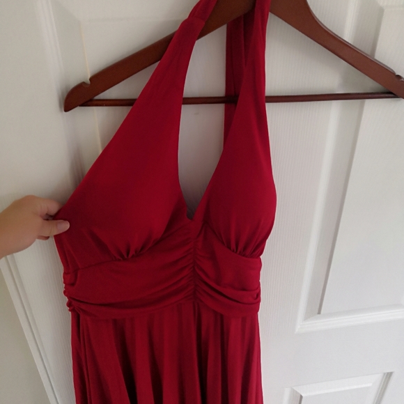 Red Dress - Picture 2 of 3